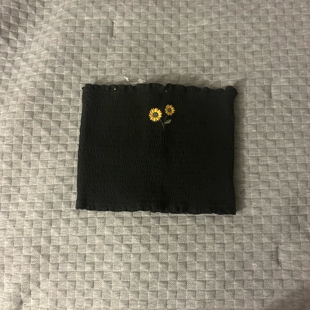 Black Hollister Co. crop top with yellow flowers